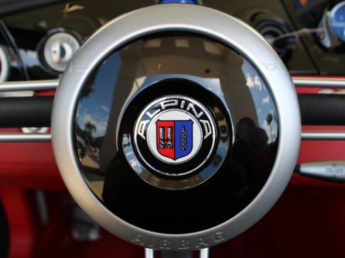 Used 2003 BMW Z8 image 27