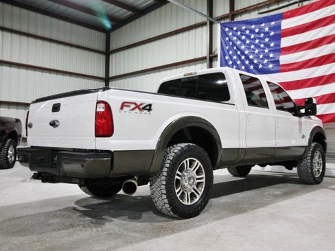 Used 2016 Ford F250 King Ranch w/ FX4 Off-Road Package image 11
