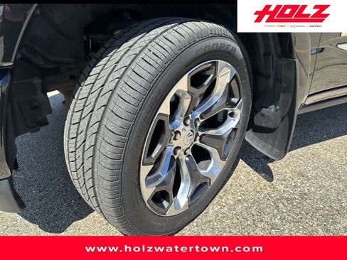 Used 2022 RAM 1500 Limited AWD/4WD image 3