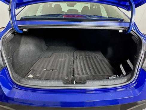 Used 2024 Hyundai Elantra SEL w/ Convenience Package image 28