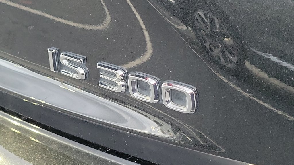 Used 2018 Lexus IS 300 F Sport w/ F Sport Package RWD image 10
