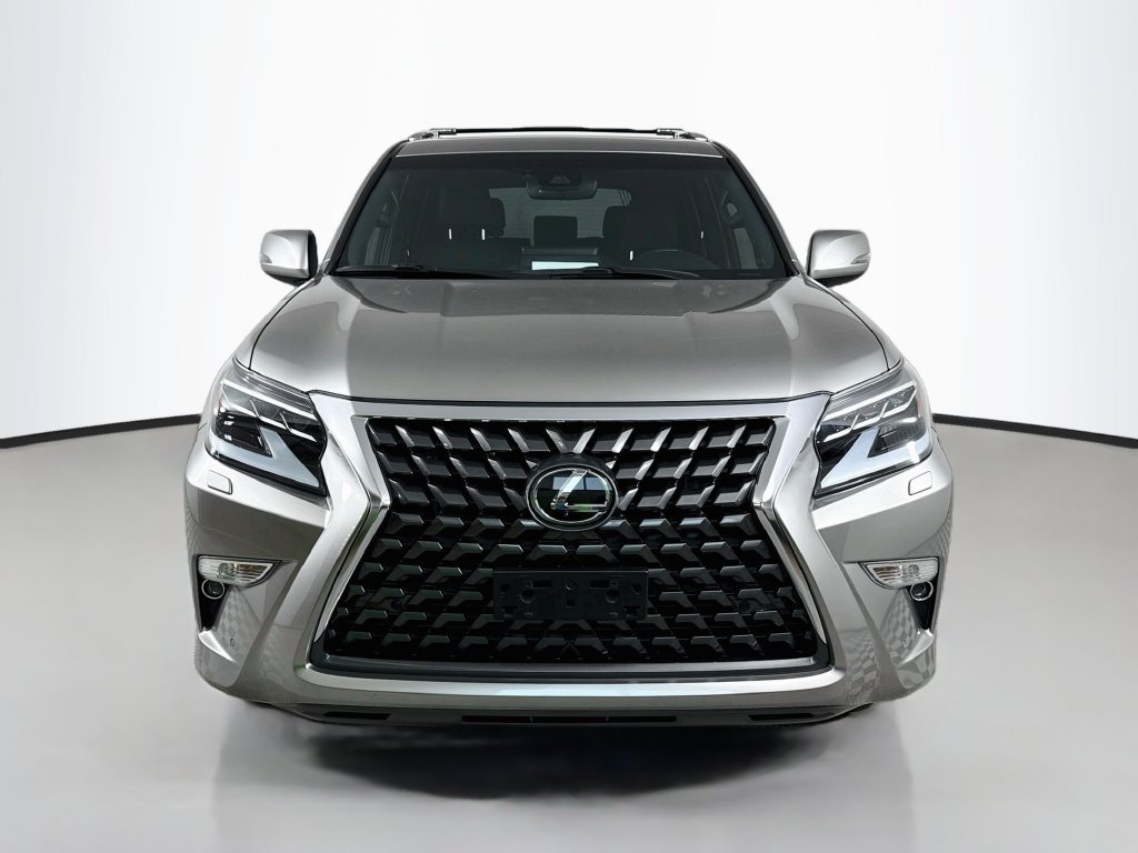 Used 2023 Lexus GX 460 Premium w/ Premium Package AWD/4WD image 2