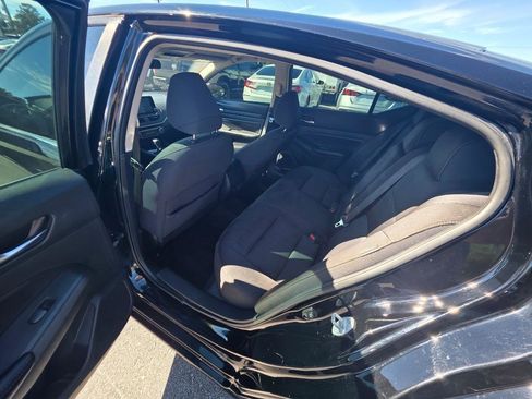 Used 2020 Nissan Altima 2.5 S image 7