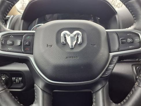 Used 2019 RAM 1500 Big Horn image 15