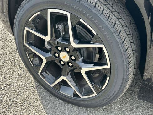 New 2026 Chevrolet Traverse High Country w/ LPO, Floor Liner Package image 9