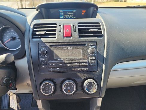 Used 2014 Subaru Forester 2.5i Premium w/ All-Weather Package image 17