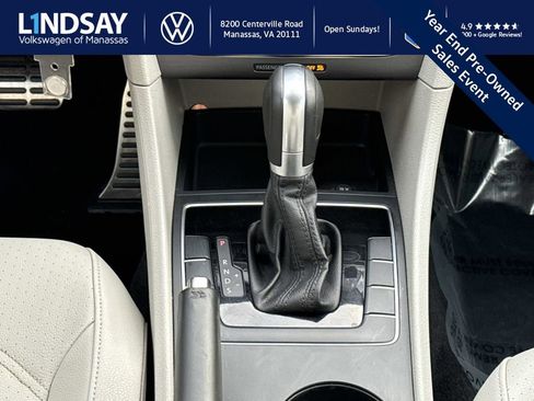 Used 2018 Volkswagen Passat 2.0T R-Line image 17
