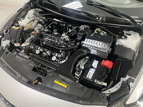 Used 2020 Nissan Maxima 3.5 SL w/ Floor Mat Group image 16