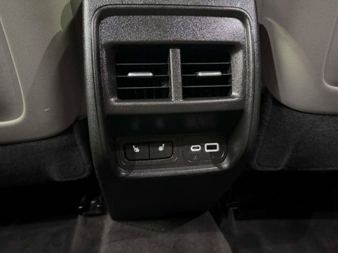 Used 2021 Cadillac XT4 Luxury w/ Cold Weather Package AWD/4WD image 51