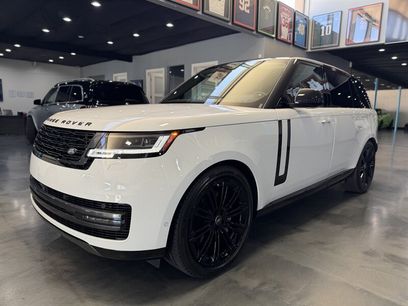 Used 2025 Land Rover Range Rover Long Wheelbase SE