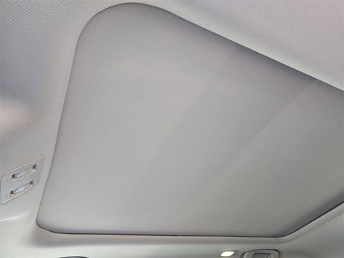 Used 2019 Nissan Murano Platinum w/ Cargo Package image 26