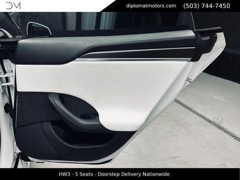 Used 2022 Tesla Model S Plaid AWD/4WD image 27