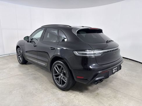 Certified 2026 Porsche Macan Turbo AWD/4WD image 3