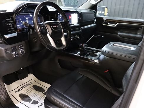 Used 2022 GMC Sierra 1500 SLT w/ SLT Premium Plus Package AWD/4WD image 55