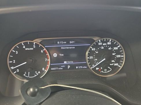 Used 2023 Nissan Rogue SV image 11