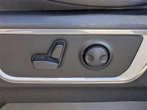 Used 2023 RAM 1500 Laramie image 21