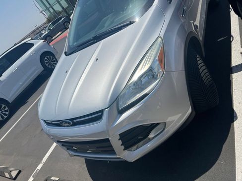 Used 2013 Ford Escape SEL w/ Class II Trailer Tow Pkg AWD/4WD image 2