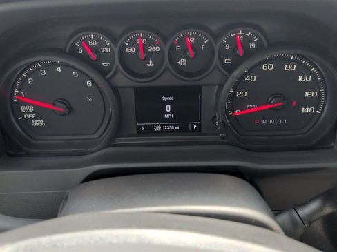 Used 2025 Chevrolet Silverado 1500 W/T w/ WT Value Package AWD/4WD image 13