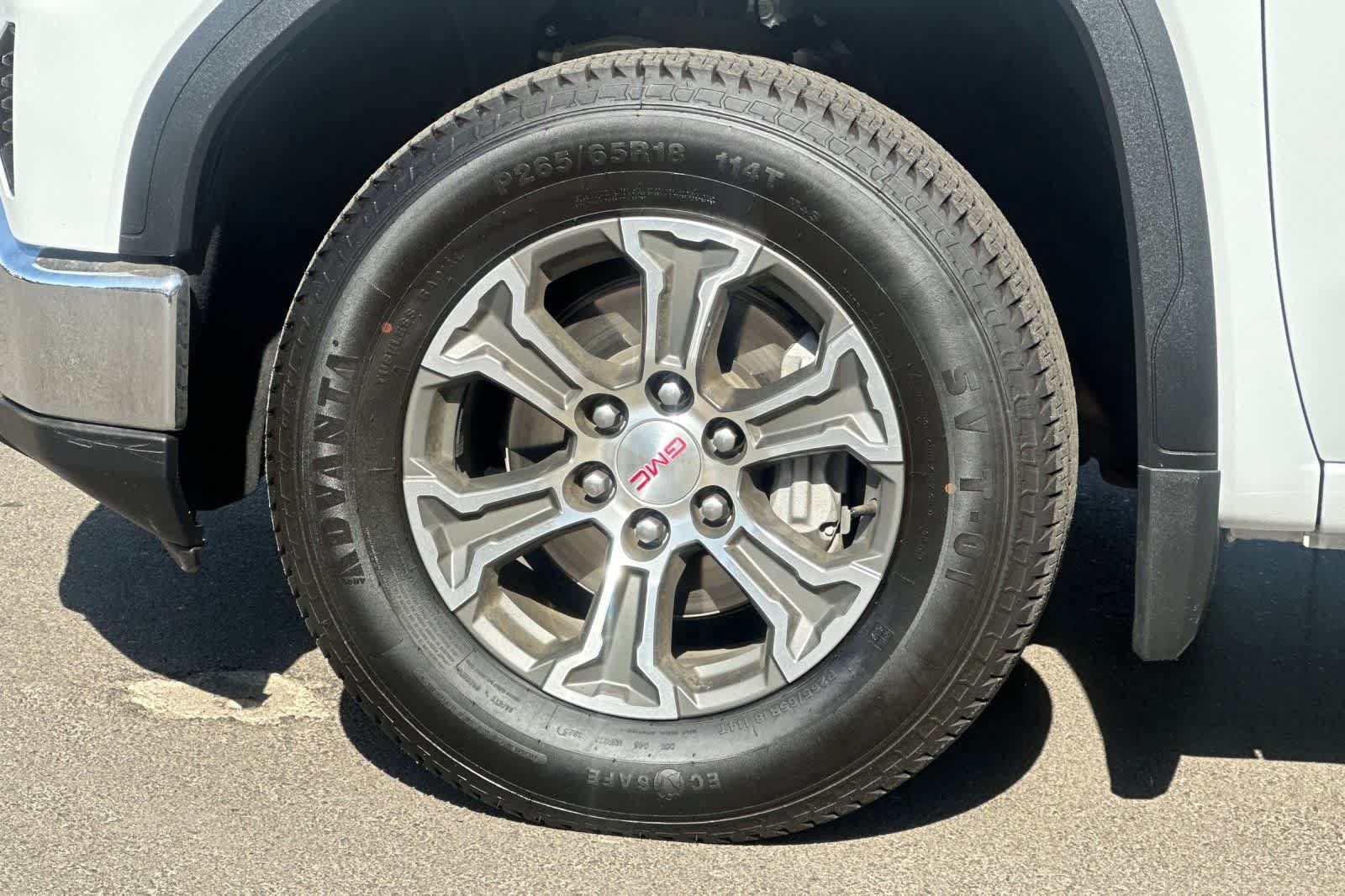 Used 2025 GMC Sierra 1500 SLT RWD image 34