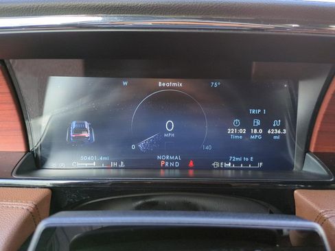 Used 2023 Lincoln Navigator L Reserve AWD/4WD image 24