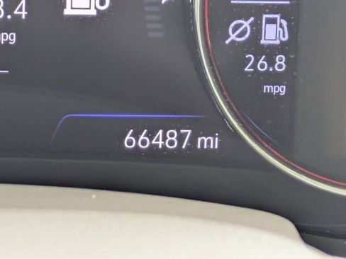 Used 2024 Chevrolet Malibu LT FWD image 29