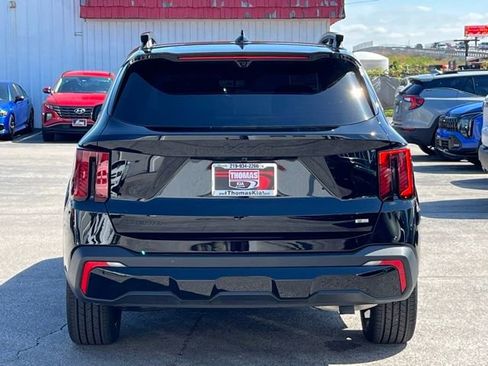 Certified 2026 Kia Sorento SX Prestige w/ Olive Brown Leather Package AWD/4WD image 11