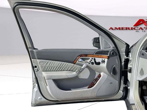 Used 2002 Mercedes-Benz S 500 image 17
