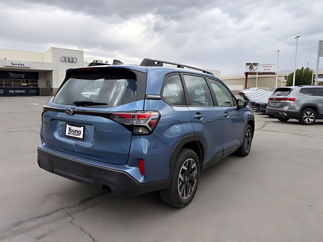 Used 2025 Subaru Forester w/ Convenience Package #1 AWD/4WD image 3