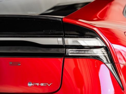 New 2026 Toyota Prius Plug-In Hybrid image 6