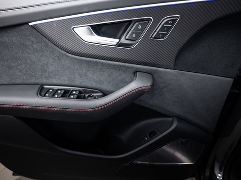 New 2026 Audi RS Q8 performance image 14