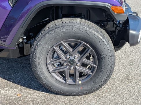 New 2026 Jeep Gladiator Sport image 10