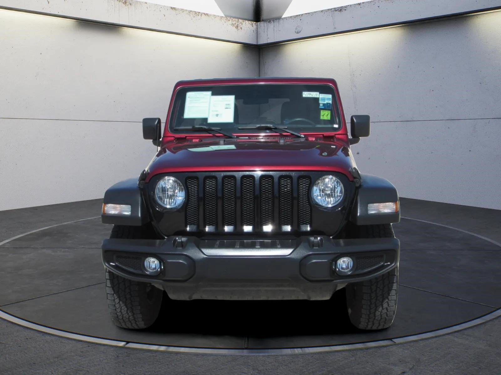 Used 2021 Jeep Wrangler Unlimited Sport AWD/4WD image 3