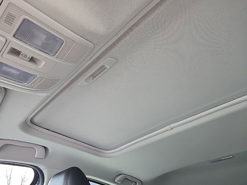 Used 2018 MAZDA MAZDA3 Touring image 33