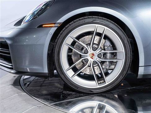 Certified 2025 Porsche 911 Carrera image 15