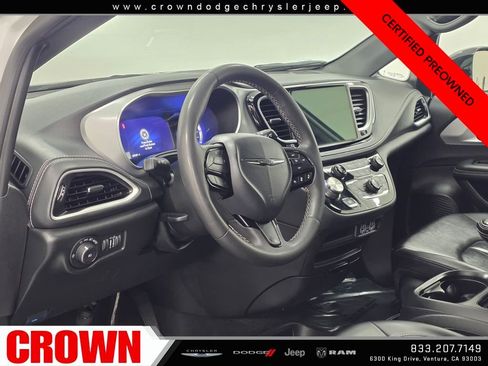 Certified 2024 Chrysler Pacifica Select image 22