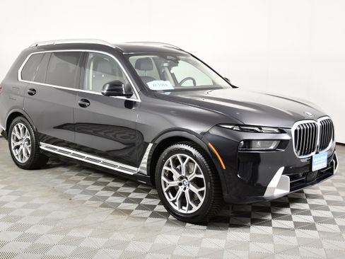 Used 2026 BMW X7 xDrive40i AWD/4WD image 4