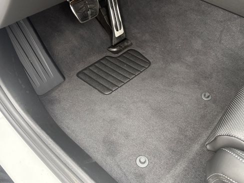 Used 2026 BMW 530i xDrive w/ M Sport Package image 16