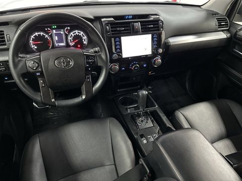 Used 2020 Toyota 4Runner Venture image 13