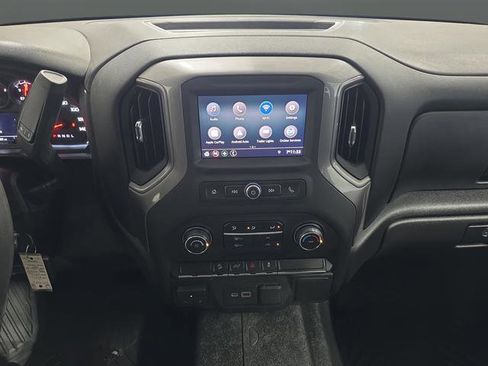 Used 2021 Chevrolet Silverado 1500 Custom Trail Boss w/ LPO, Dark Essentials Package image 7