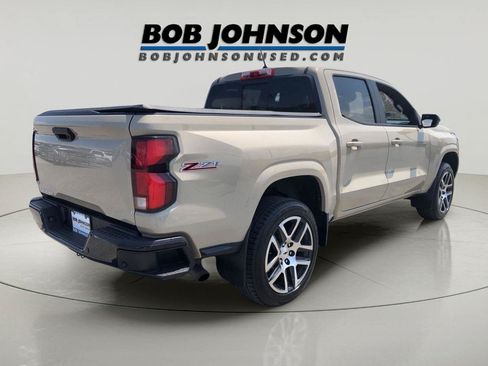 Used 2023 Chevrolet Colorado Z71 w/ Z71 Convenience Package 2 AWD/4WD image 46