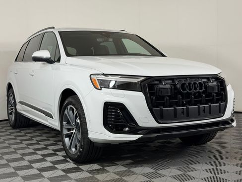 Used 2026 Audi Q7 2.0T Premium w/ Convenience Plus Package AWD/4WD image 7