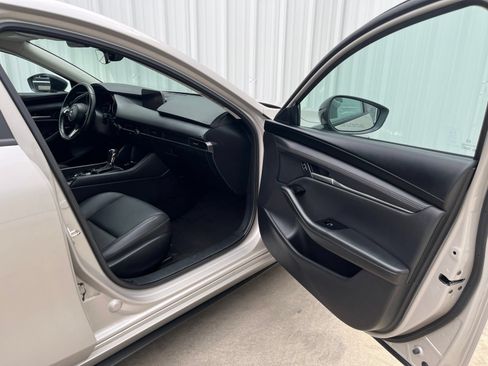 Used 2024 MAZDA MAZDA3 s FWD image 17