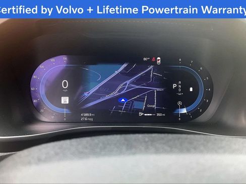 Certified 2025 Volvo XC40 B5 Core image 27