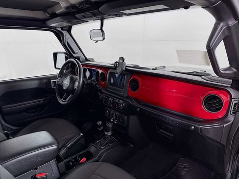 Used 2021 Jeep Wrangler Sport image 23