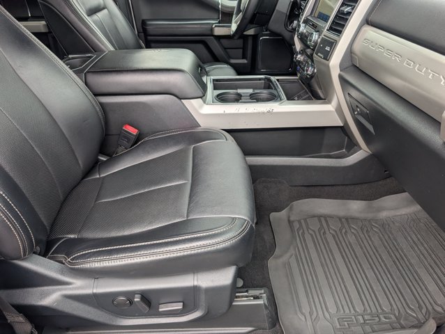 Used 2021 Ford F250 Lariat w/ Lariat Ultimate Package AWD/4WD image 30