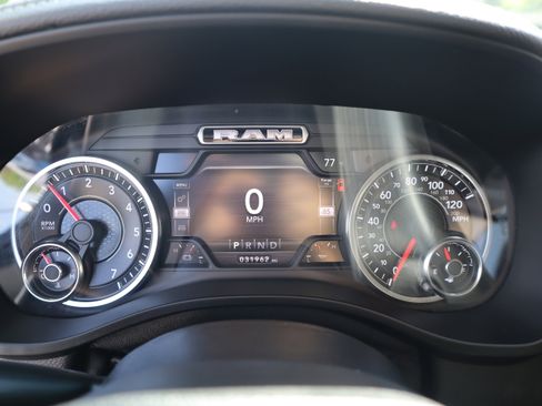 Used 2021 RAM 1500 Laramie image 14