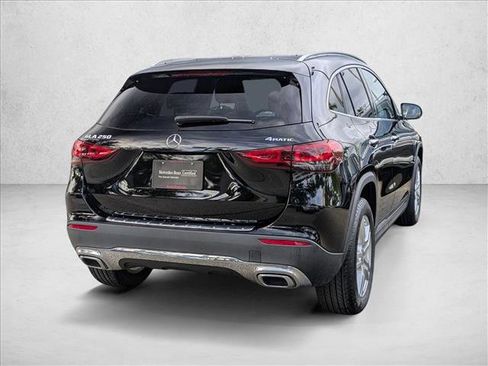 Used 2023 Mercedes-Benz GLA 250 4MATIC image 5