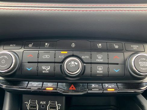 Used 2023 Dodge Durango R/T image 29