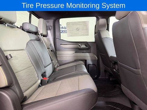 New 2026 Chevrolet Silverado 1500 ZR2 AWD/4WD image 19