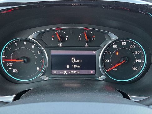 Used 2022 Chevrolet Traverse LT FWD image 20
